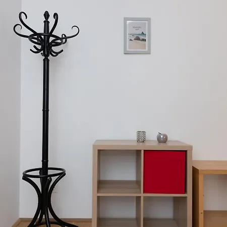 Apartment Hoelzlgasse Top 4 *